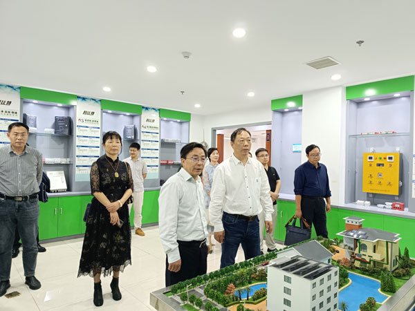 湖南省政协副主席、民建湖南省委会主委赖明勇莅临乐动在线登录官网走访调研